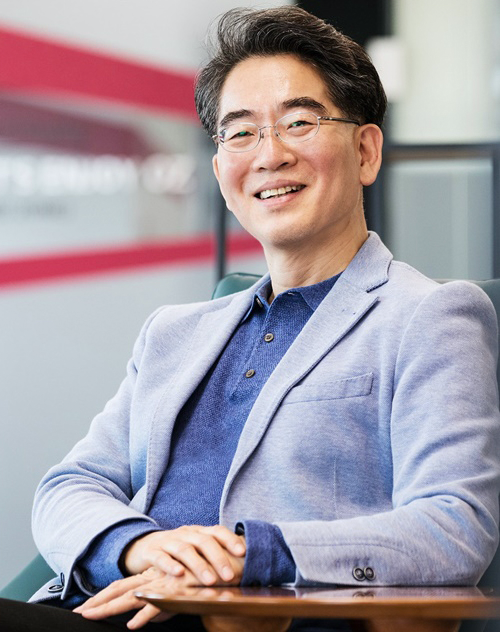 Hoyoung Jeong, CEO, LG Display 